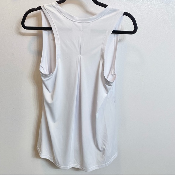 Columbia white tank top athletic medium - Picture 3 of 5